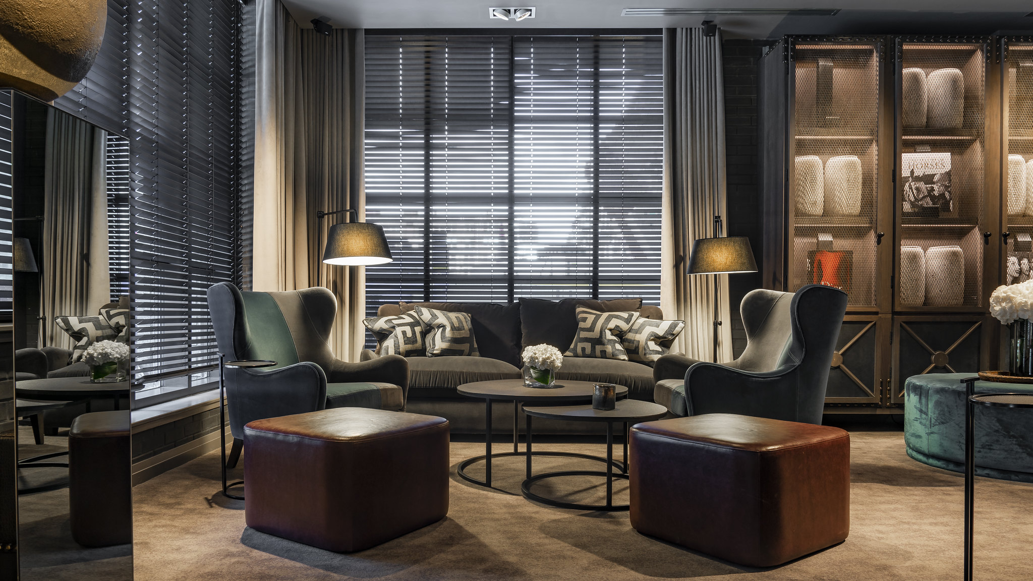 Dakota Hotel Reception